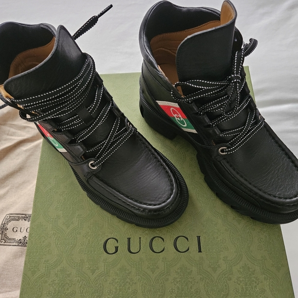 Gucci leather boots - Picture 3 of 11